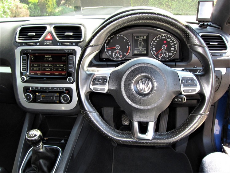 VOLKSWAGEN SCIROCCO