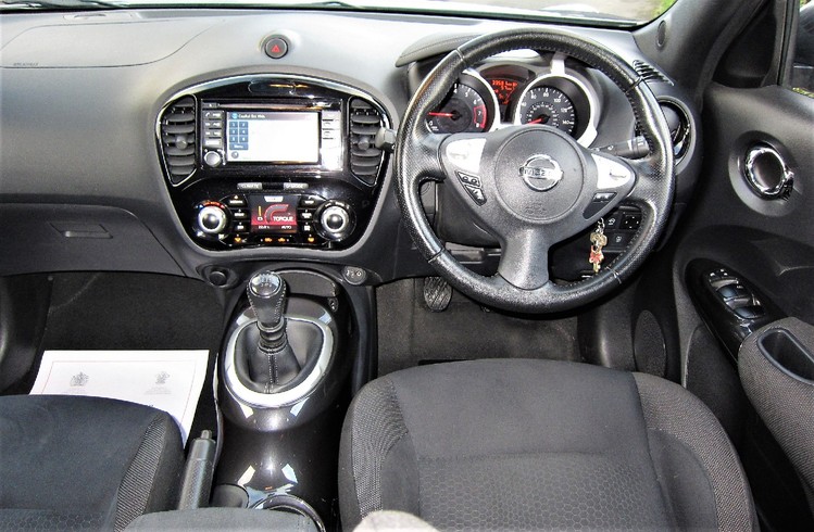 NISSAN JUKE