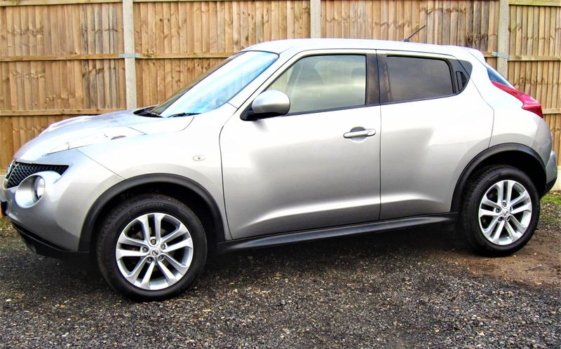 NISSAN JUKE