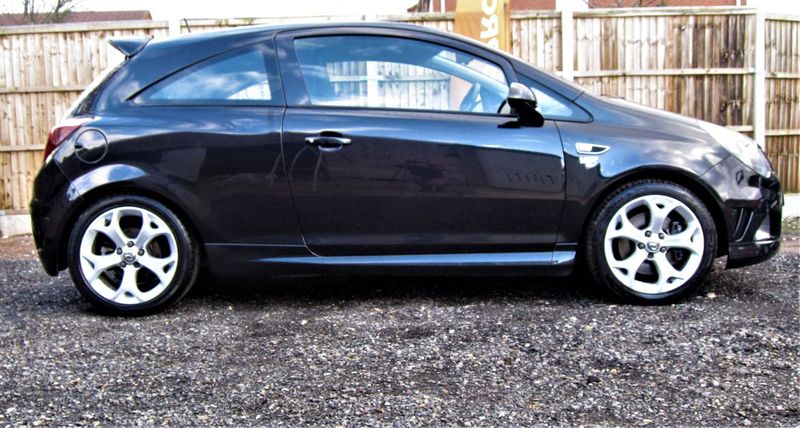 VAUXHALL CORSA