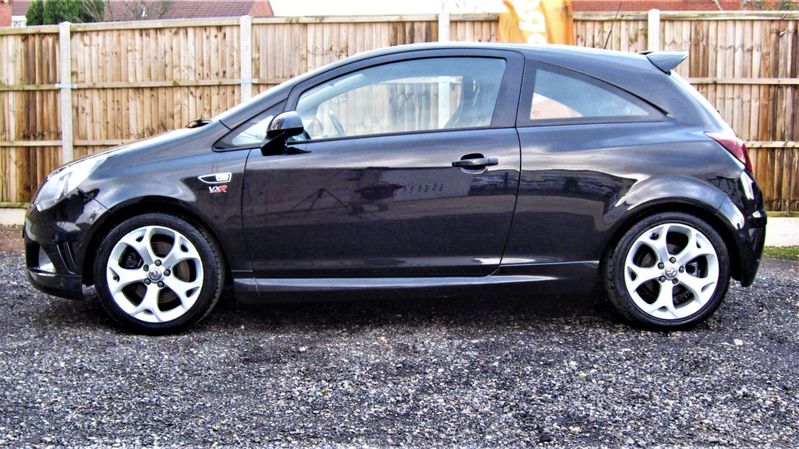 VAUXHALL CORSA