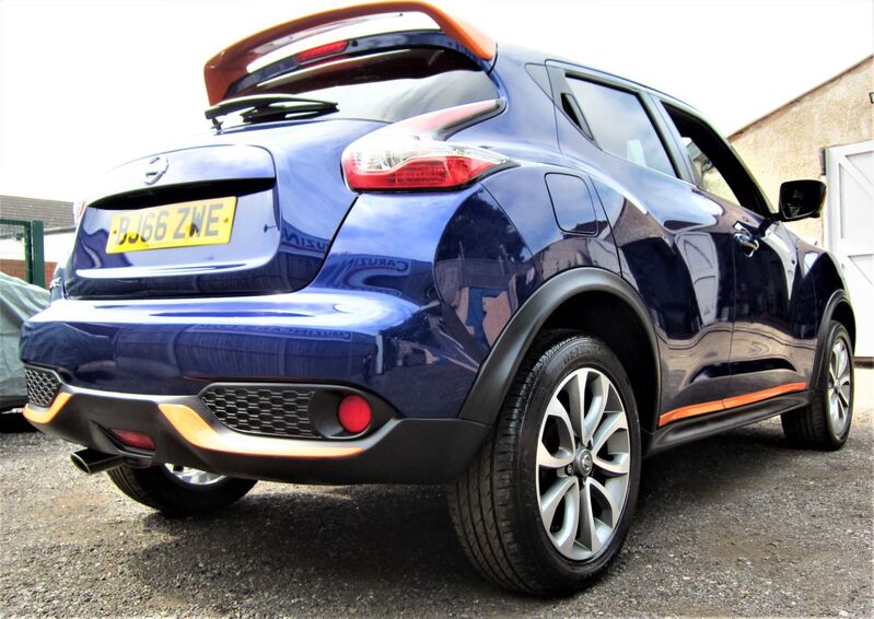 NISSAN JUKE