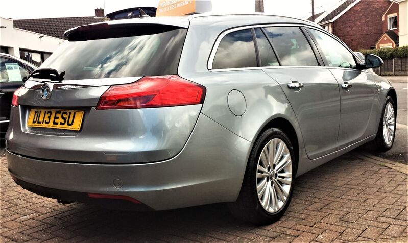 VAUXHALL INSIGNIA